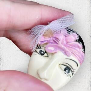 59. Pink Vintage Ladyface Brooch